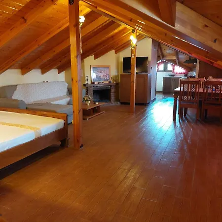 アパートホテル Nostos 3*