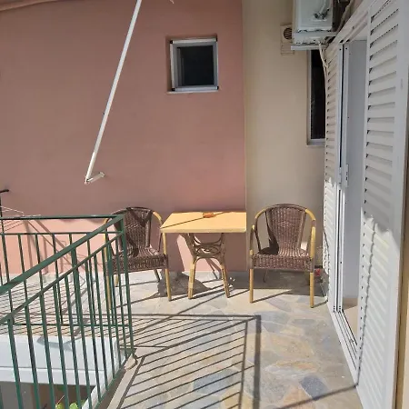 شقة فندقية Nostos 3*
