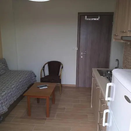 アパートホテル Nostos 3*