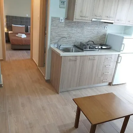 Nostos アパートホテル Néa Meságkala