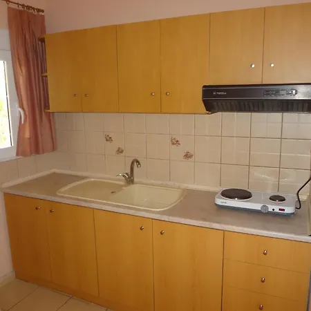 Aparthotel Nostos Nea Mesagkala