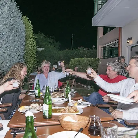 アパートホテル Nostos 3*