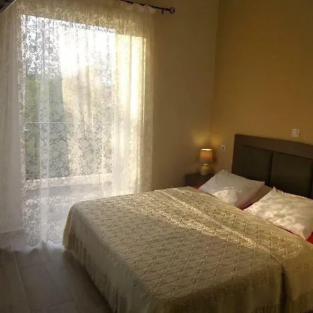 Nostos Aparthotel Nea Mesagkala