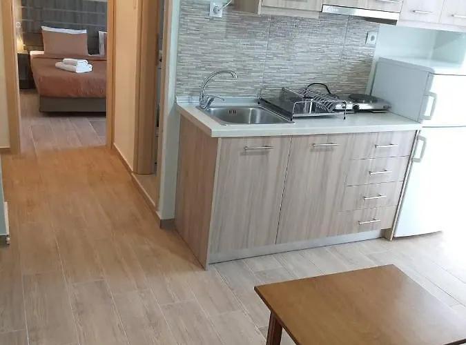 Nostos Aparthotel Néa Meságkala