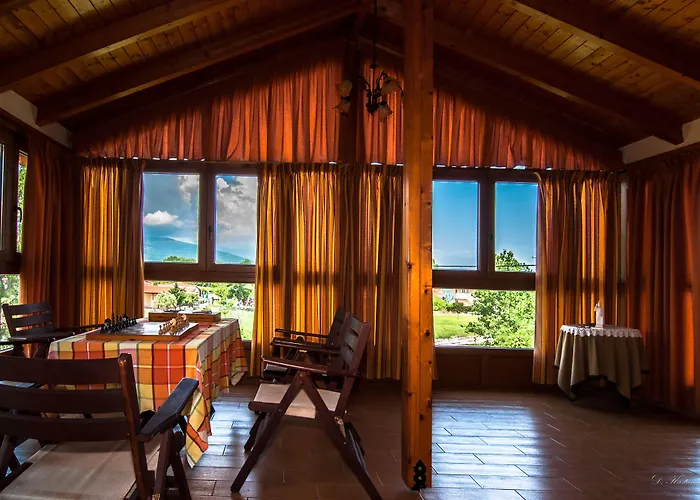 Nostos Aparthotel 3*