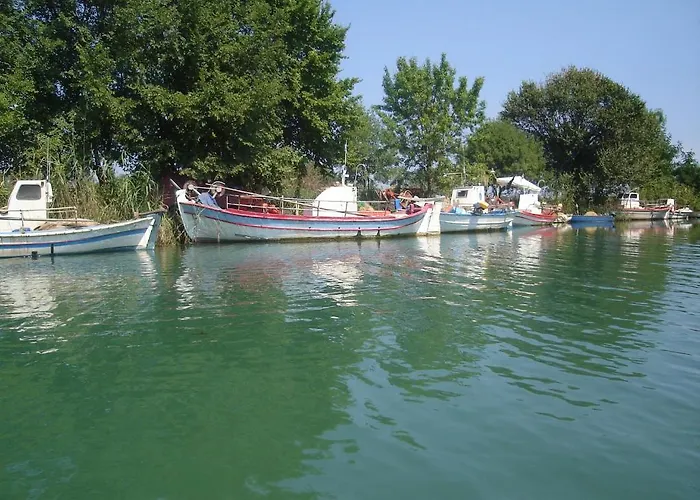 Nostos Aparthotel Néa Meságkala